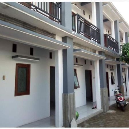 Hotel Griya Anugerah Mojokerto Exterior foto