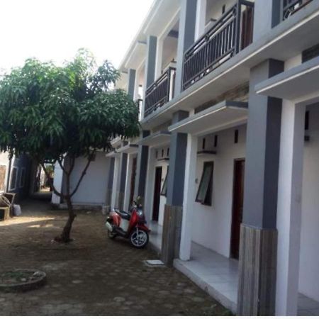 Hotel Griya Anugerah Mojokerto Exterior foto