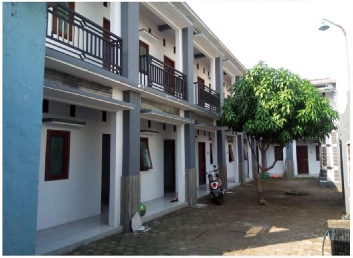 Hotel Griya Anugerah Mojokerto Exterior foto